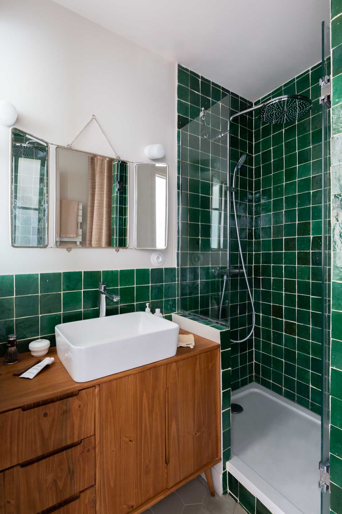 Relooking d'intérieur d'une salle de bain avec un décorateur d'intérieur en Ile de France