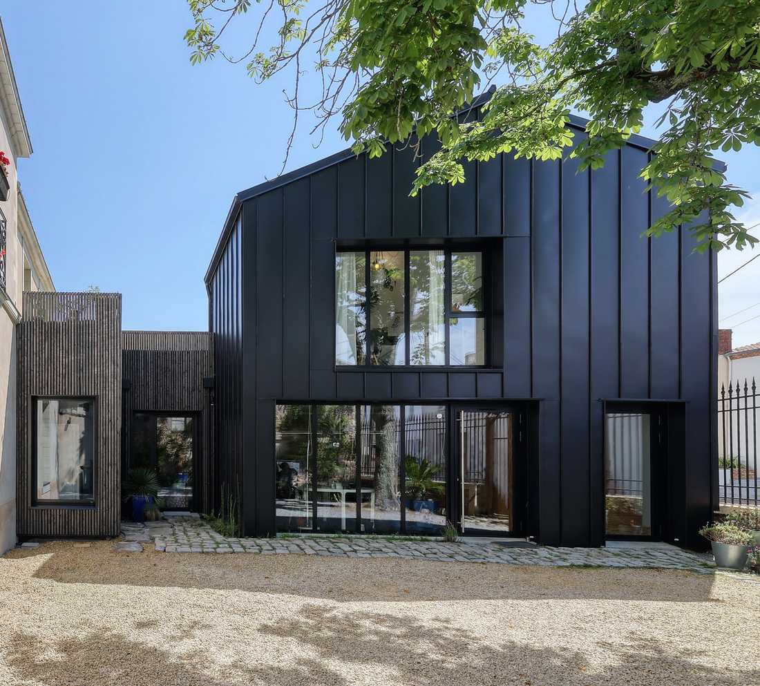 extension-contemporaine-maison-ancienne à Paris