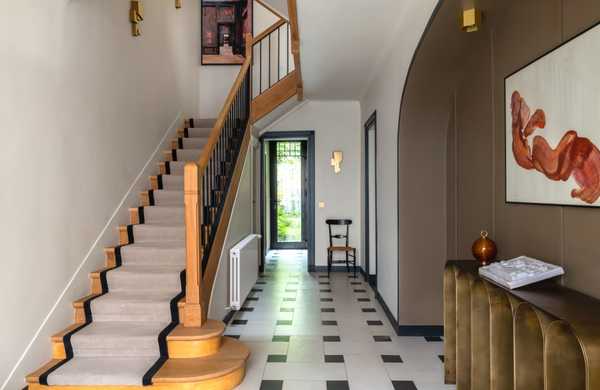 Transformation villa 1930 par un architece d'intérieur - vue depuis la rue